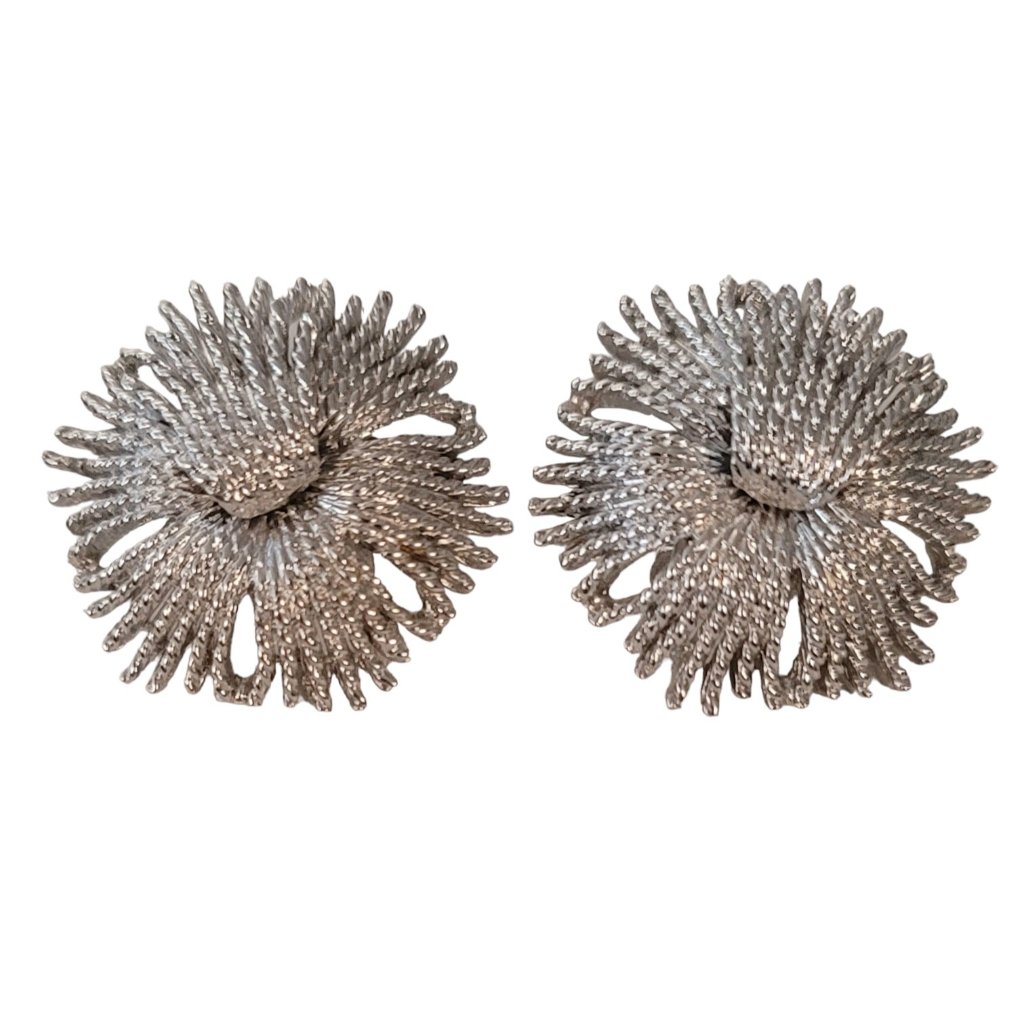 Monet Silver Tone Starburst Cordelia Clip-On Earrings Signed E844 50$